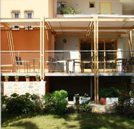 Astoria Hotel Troulos Exterior photo